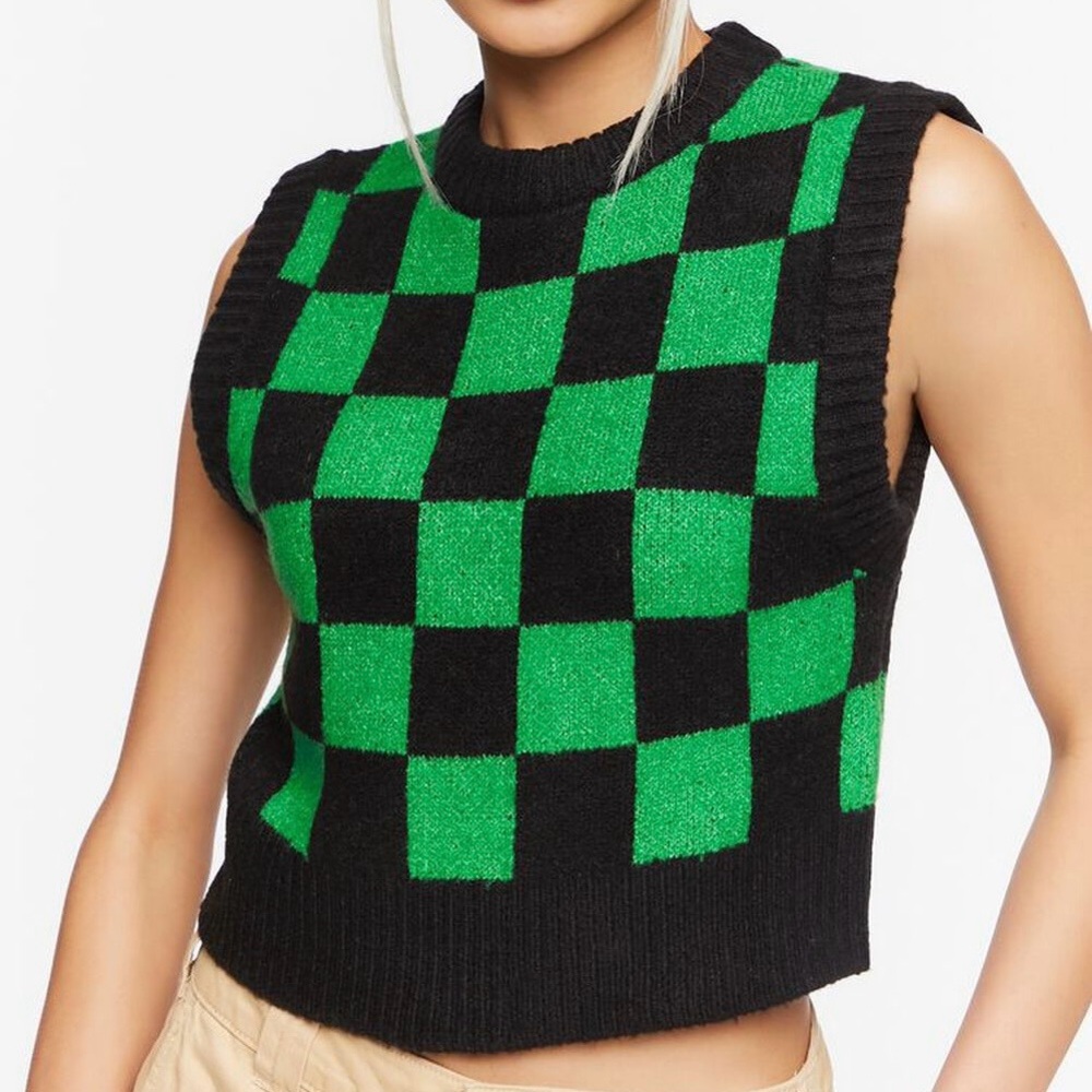 Trendy Checkered Forever 21 Cropped Sweater Vest